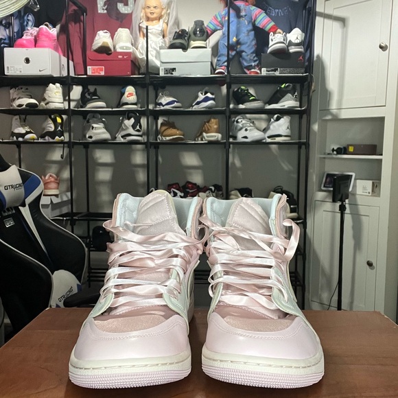 Nike Shoes - Jordan 1 High
Method Of Make Pink Oxford nwt no box 10.5m 12w